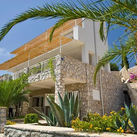 Holiday home Duje *